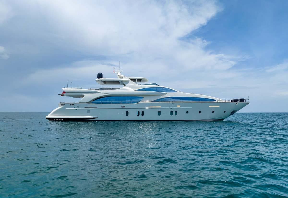 116' AZIMUT (MIA)