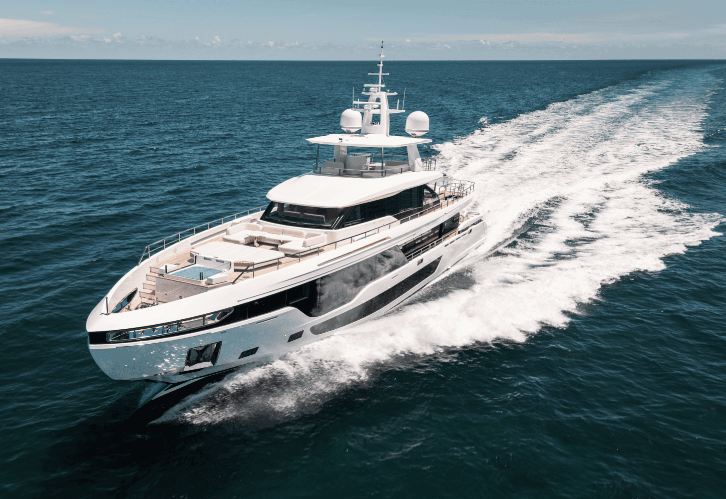 118′ Azimut Grande (Bahamas)
