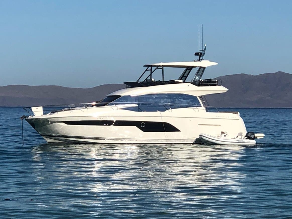 52' PRESTIGE