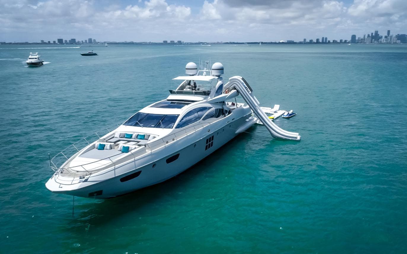 103′ AZIMUT (MIA)