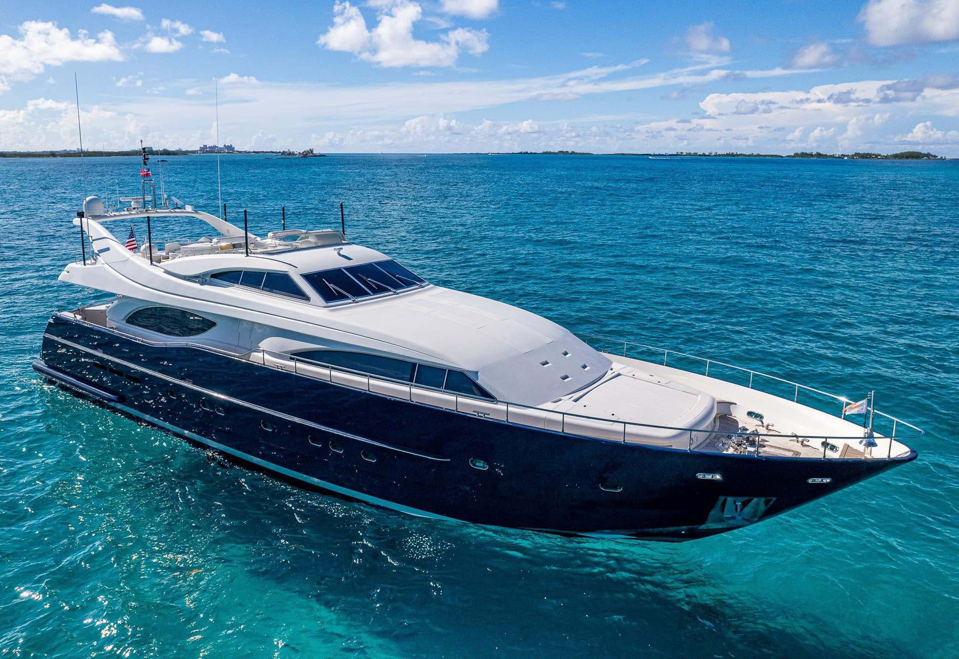 94' Ferretti Custom Line (NYC)
